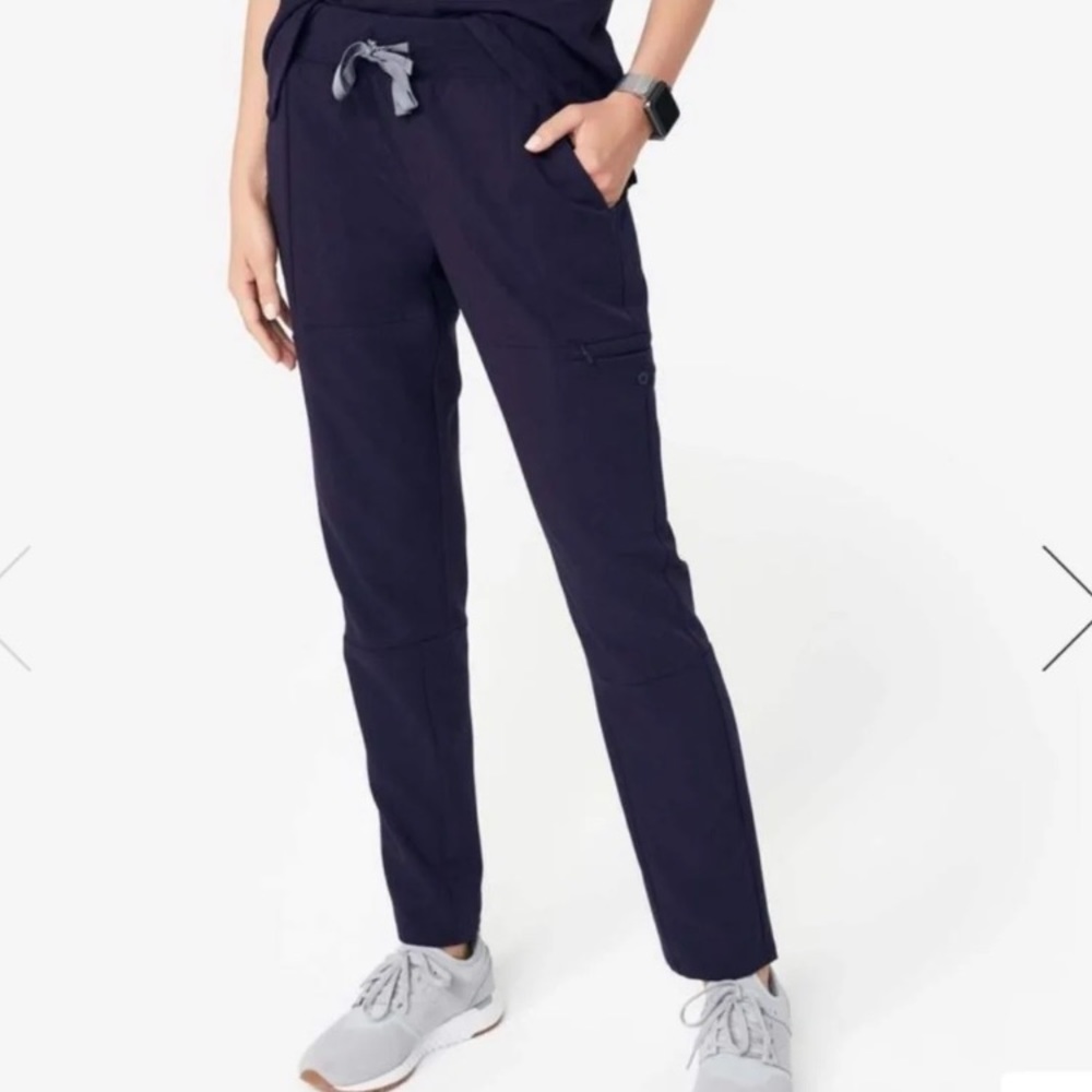 Held for Morgan: Figs loreto scrub pants